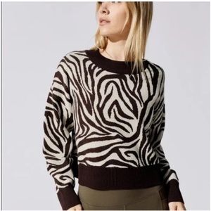 Carbon 38 Brown & Cream Cropped Zebra Print Sweater, size XL